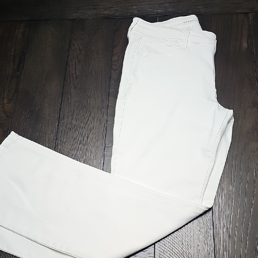 Old Navy Women's White Straight Leg Boot Cut Jeans